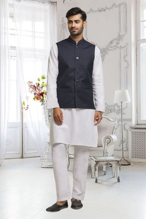Off White Dupion Silk Plain Full Sleeve Kurta And Dhoti Set With Black Jacket For Men